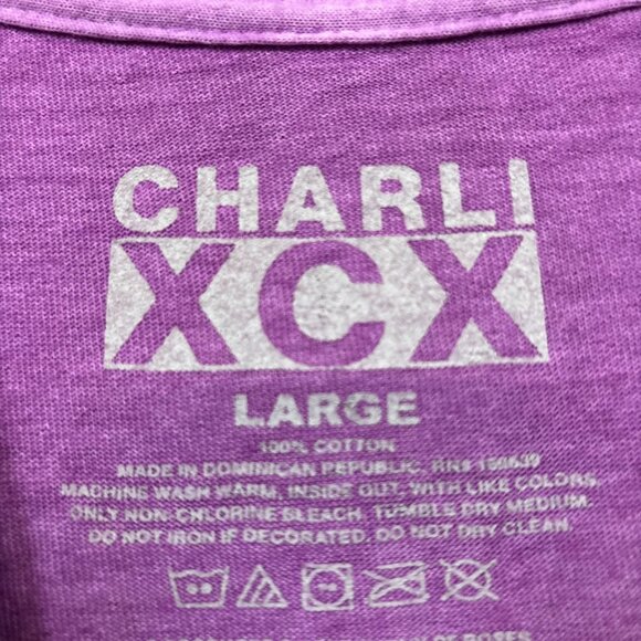 CharliXCX Everything is Romantic Lyrics UO Exclusive T-Shirt Size Large - Picture 4 of 4